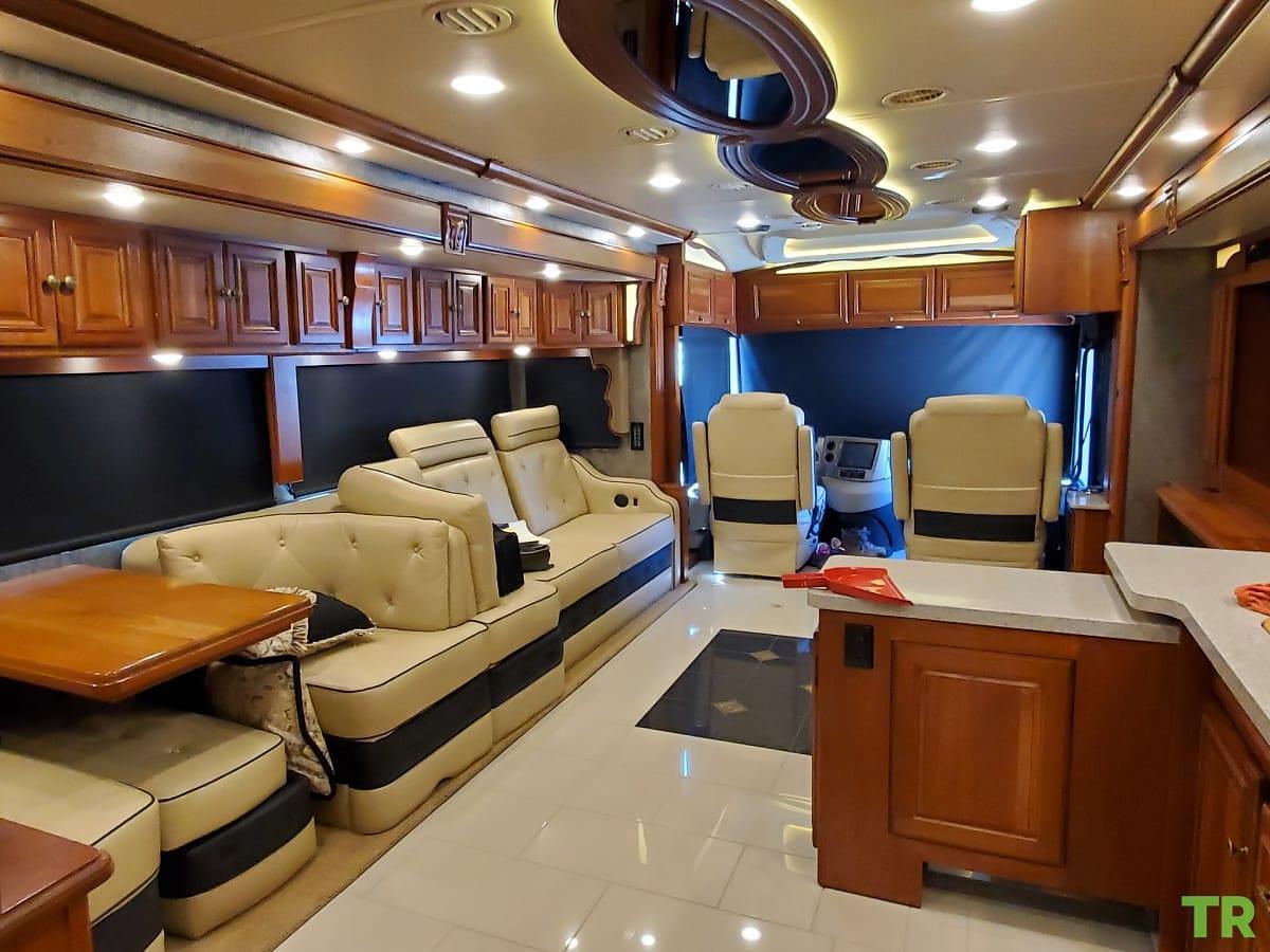Used 2017 Winnebago Grand Tour 45RL