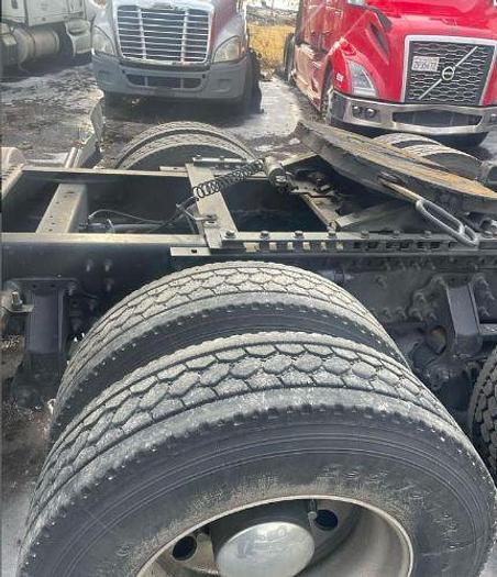 Used 2021 Volvo VNL64T760