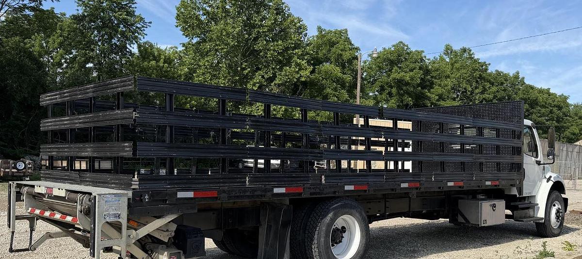 Used 2019 Freightliner Business Class M2 106
