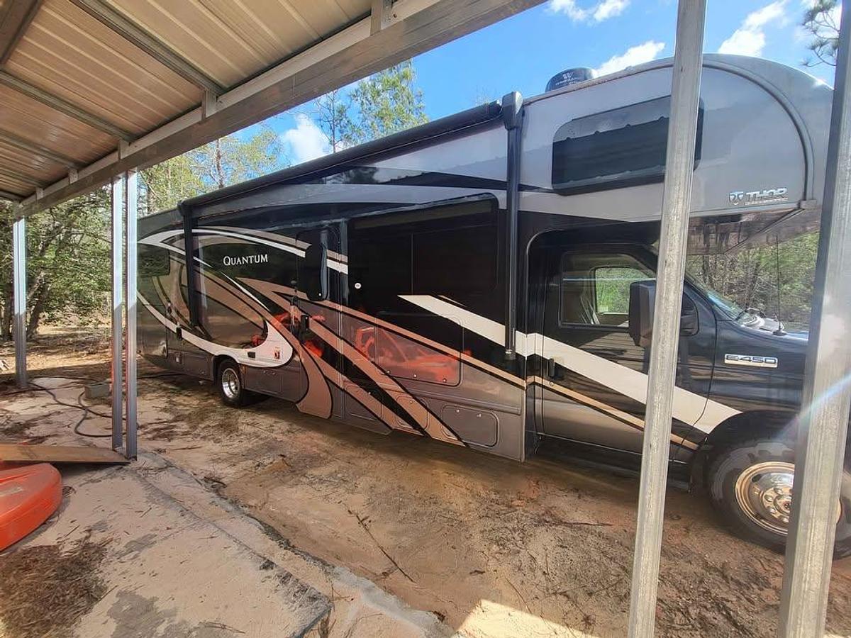 Used 2020 Thor Motor Coach Quantum Lf31