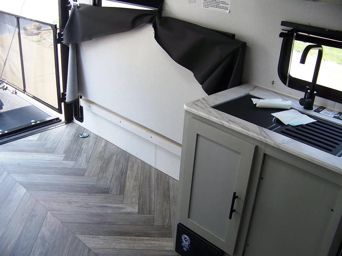 Used 2022 Forest River Wildwood-FSX 260RT Platinum Travel Trailer Toy Hauler 