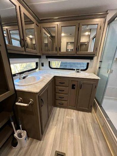 Used 2022 Coachman Chaparral 334FL