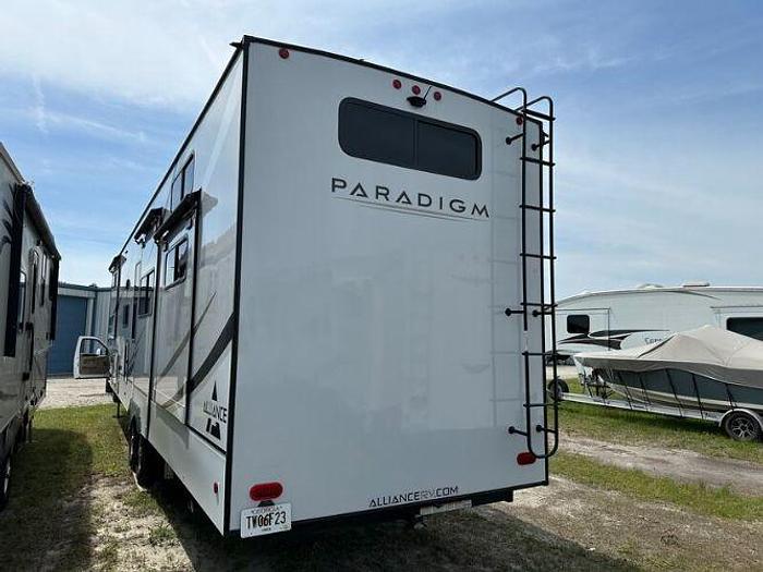 Used 2023 Alliance RV Paradigm 395DS