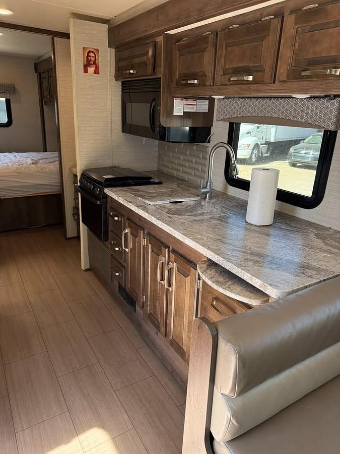 Used 2018 Jayco Greyhawk 30X