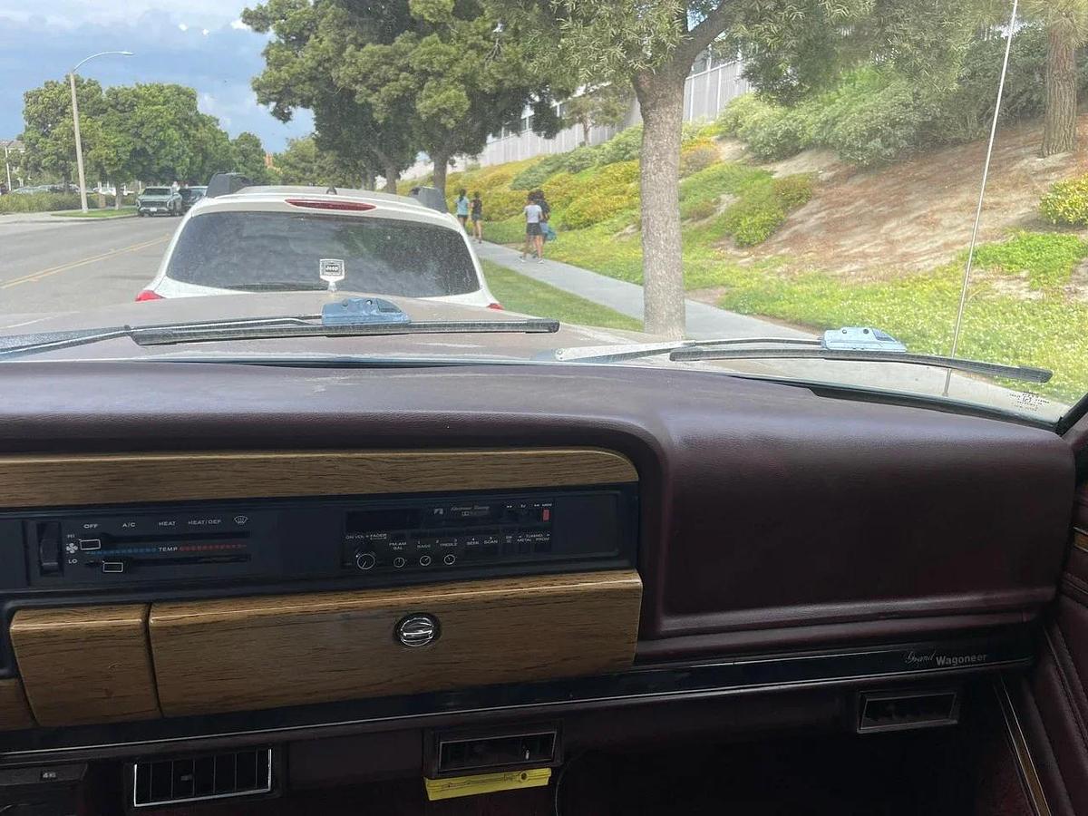 Used 1987 Jeep Grand Cherokee Wagoneer