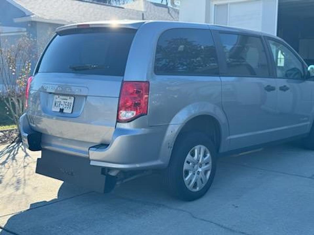 Used  2020 DODGE Grand SE Caravan Wheelchair Conversion Van