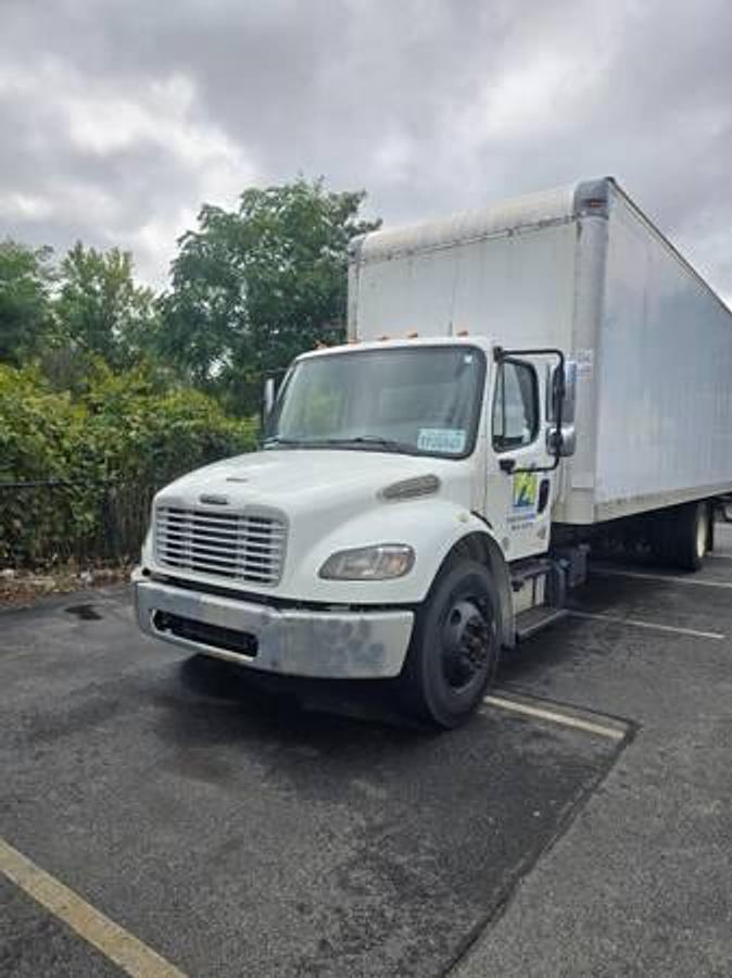 Used 2016 Freightliner M2 106