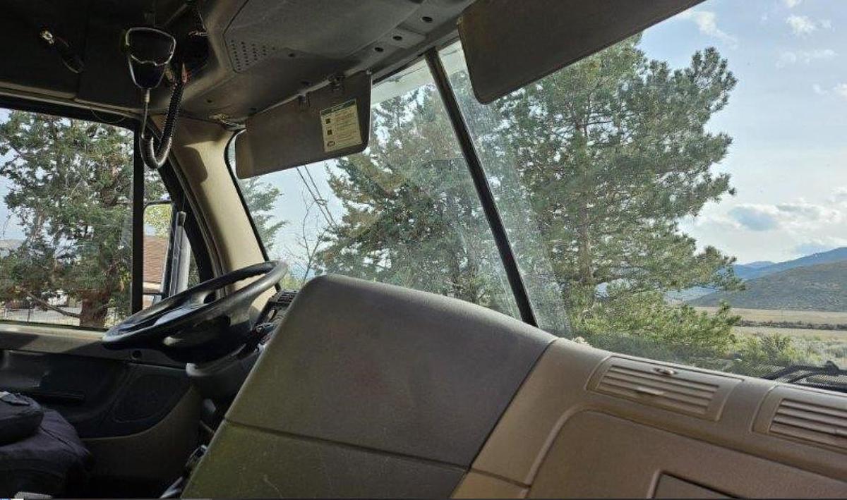 Used 2017 Freightliner Cascadia 125