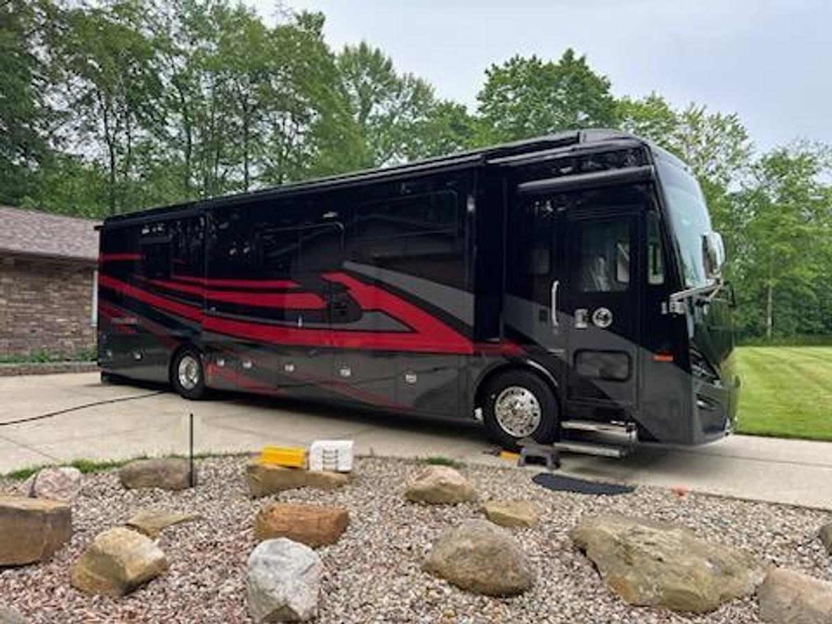Used 2024 Tiffin Phaeton 40IH Class A Motorhome