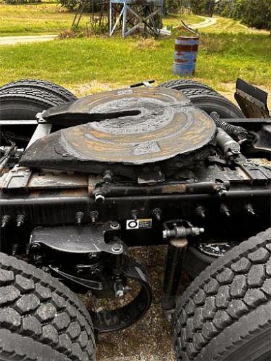 Used 2013 Peterbilt 386