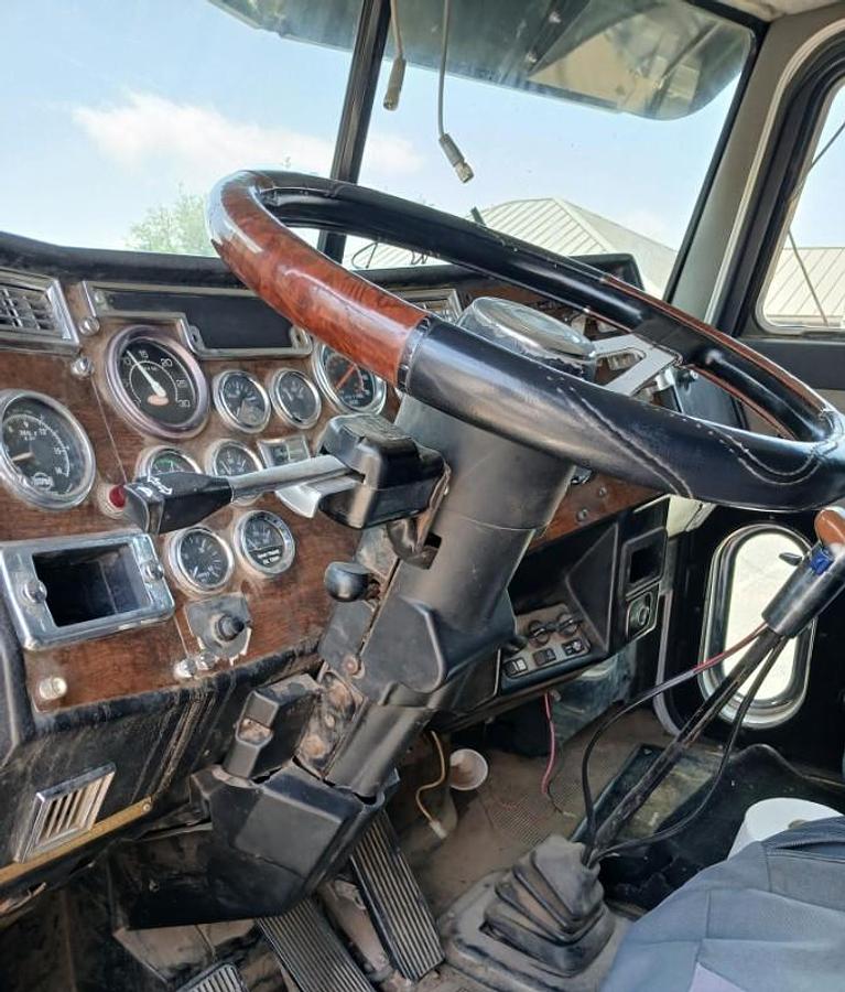 Used 1992 PETERBILT 379EXHD