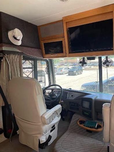 Used 2004 Fleetwood Pace Arrow 36B