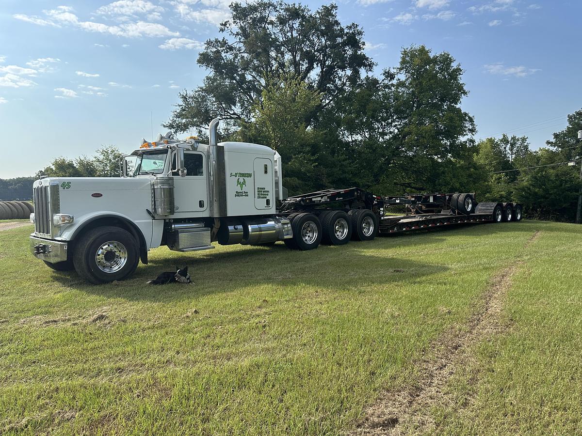 Used 2014 Peterbilt 389 and/or 2019 XL specialized trailer