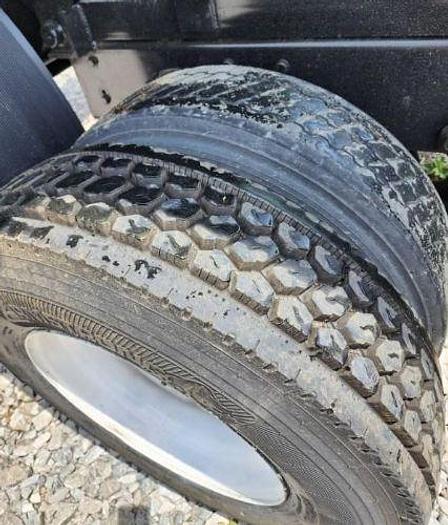 Used 2016 Freightliner BUSINESS CLASS M2 106