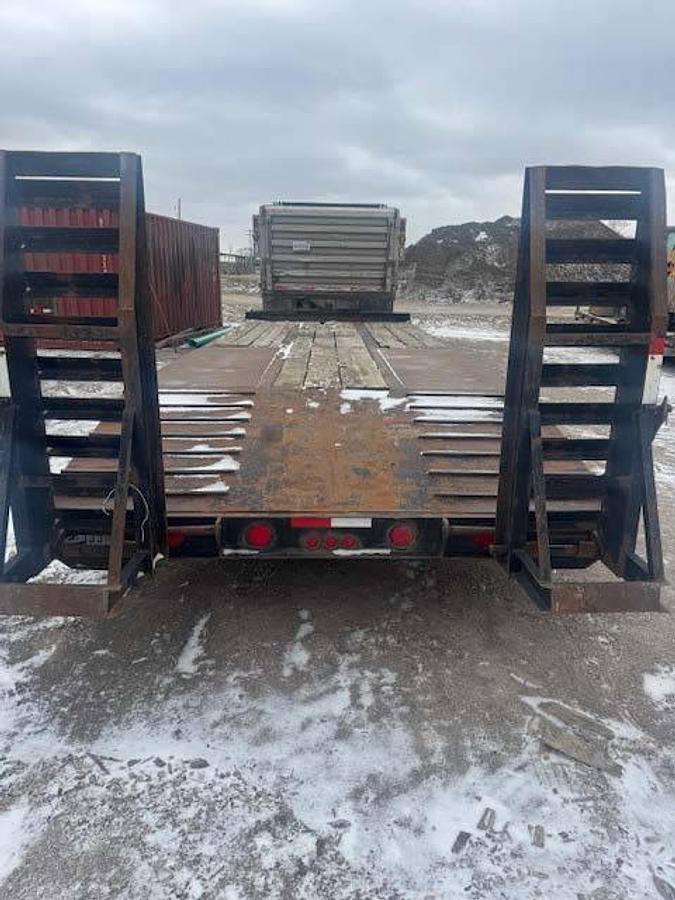 Used 2014 Better Built Interstate Tandem Axle Trailer