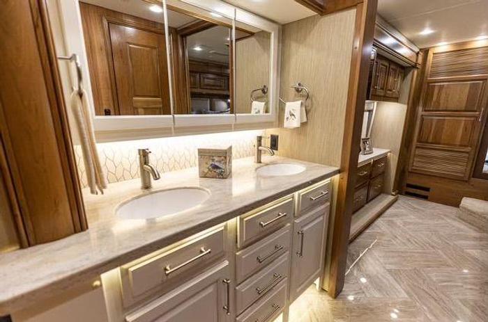 Used 2019 Entegra Aspire 42DEQ