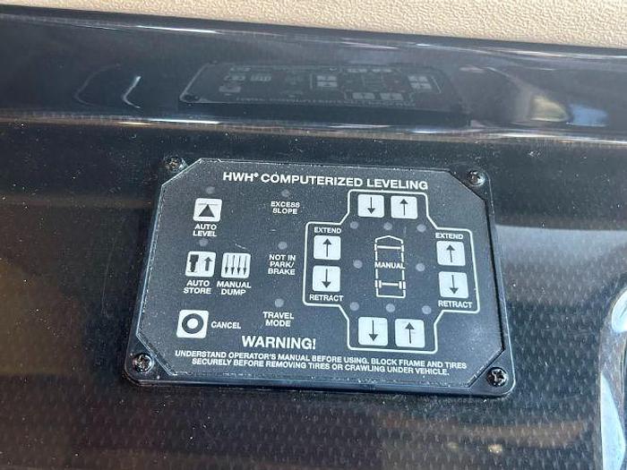 Used 2018 Tiffin Phaeton 40QKH