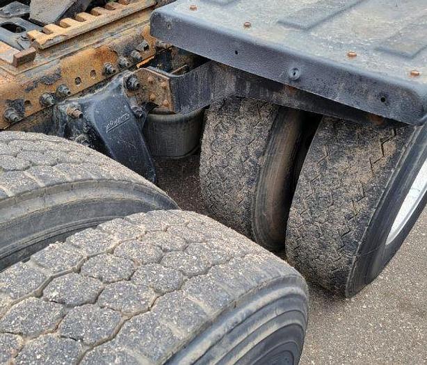 Used 2015 Freightliner CORONADO 122 SD