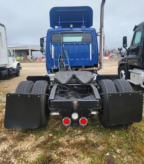 Used 2016 Freightliner Business Class M2 112