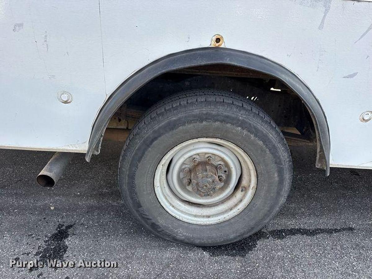 Used 2012 Ford E350 Super Duty Box Truck