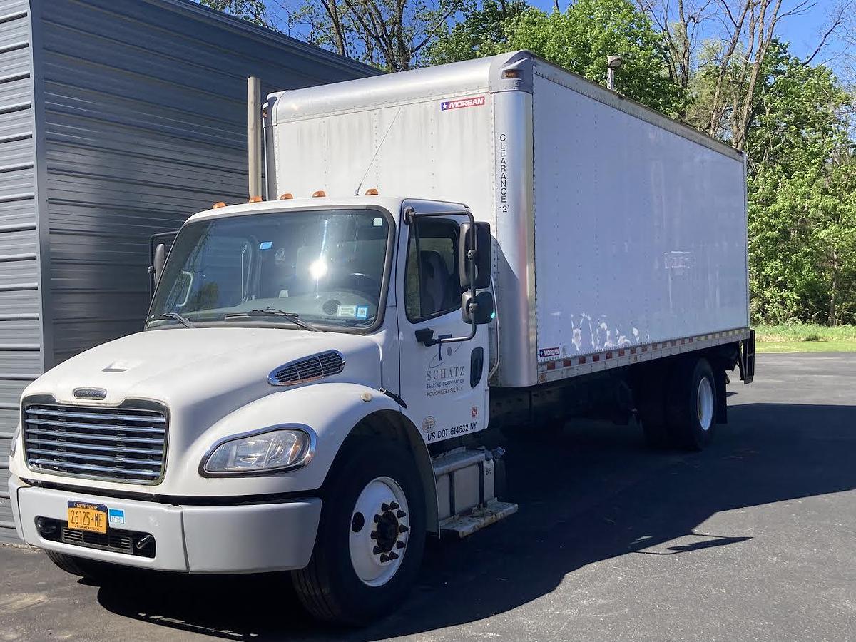 Used 2016 Freightliner M2106 Box Truck