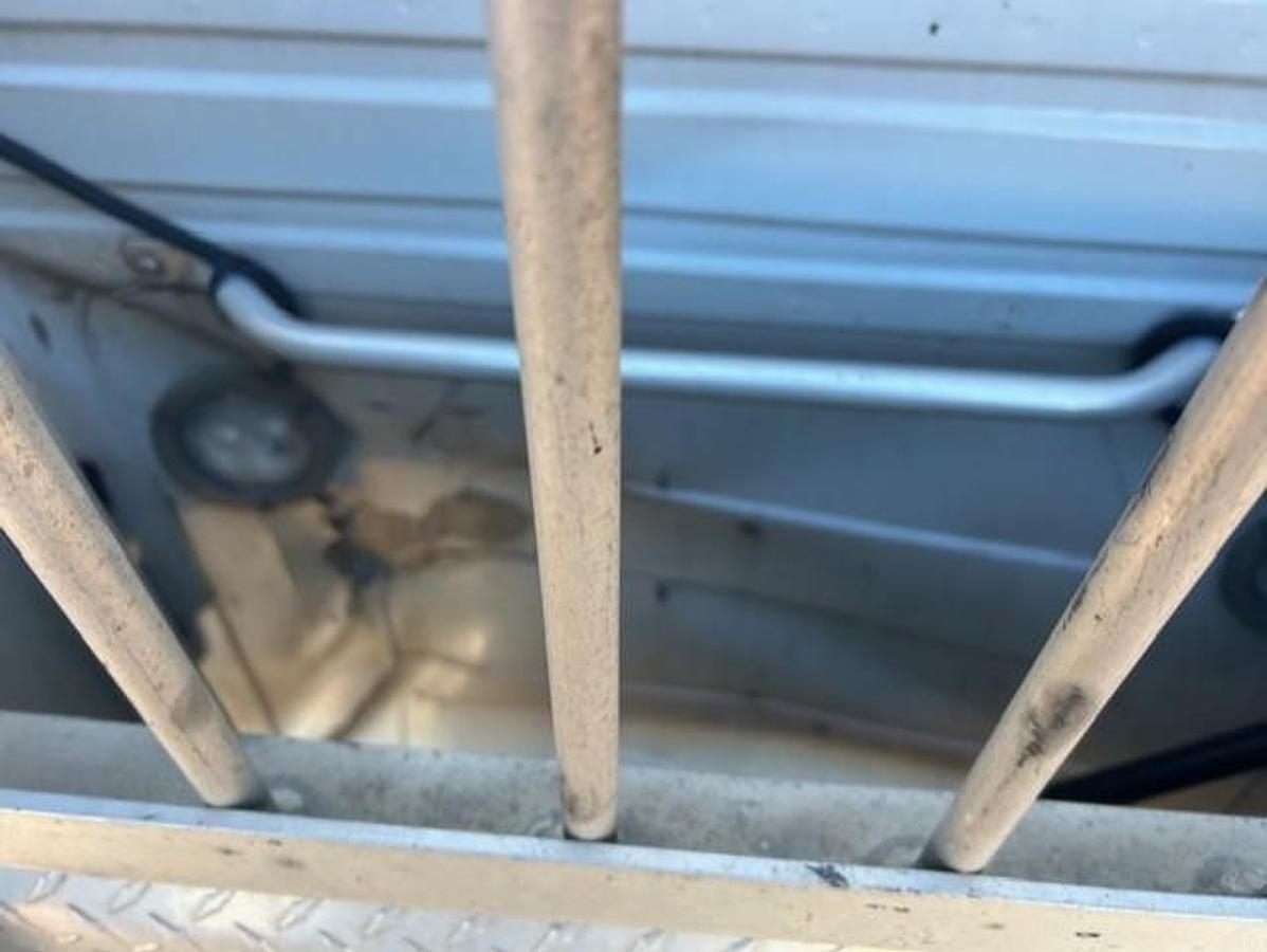 Used 2023 VOLVO VNL64T760 Sleeper Semi Truck