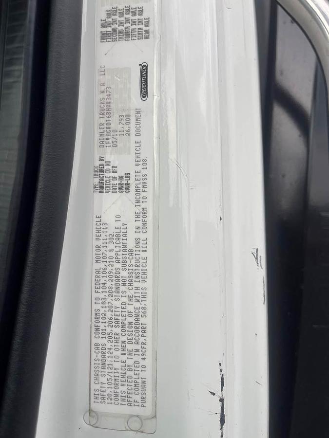 Used 2011 Freightliner M2 106 Flatbed