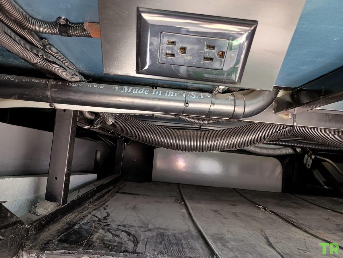 Used 2015 Winnebago Forza 34T