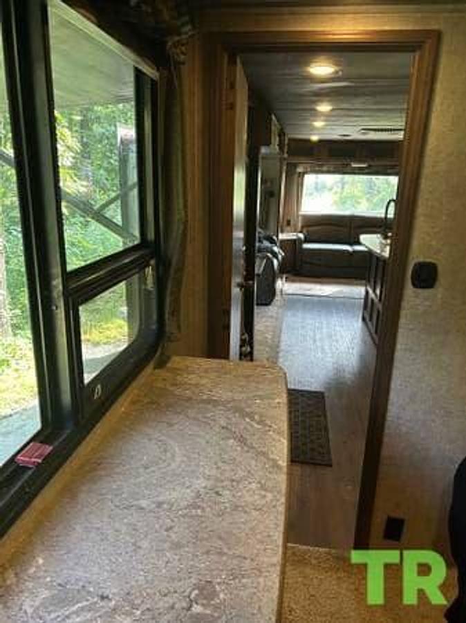 Used 2016 Keystone Sprinter Travel Trailer