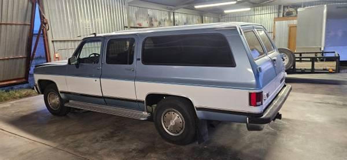 Used 1990 GMC Suburban