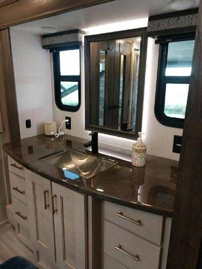Used 2021 Alliance RV Paradigm 370FB