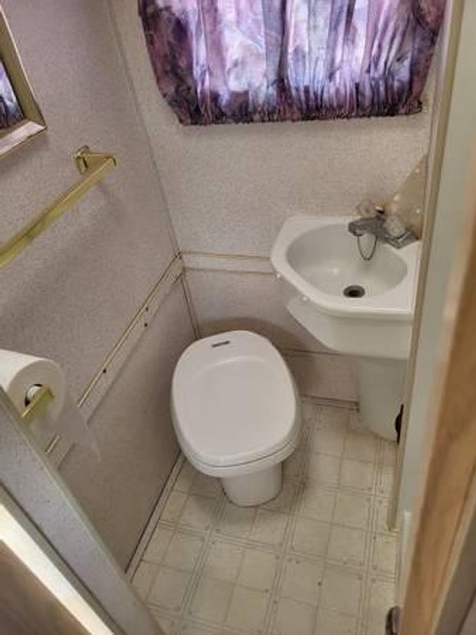 Used 1996 Bigfoot Pickup Camper