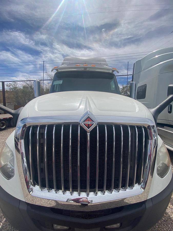 Used 2020 INTERNATIONAL LT625 Sleeper Semi Truck