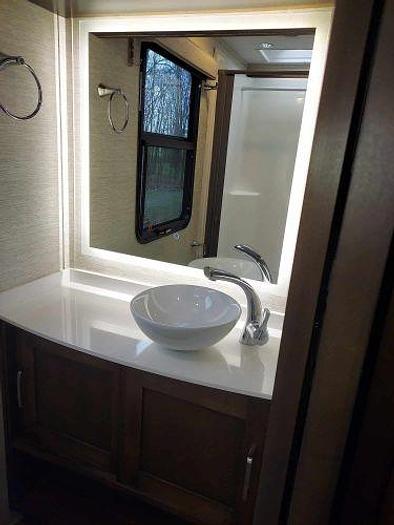 Used 2021 Tiffin Wayfarer RW