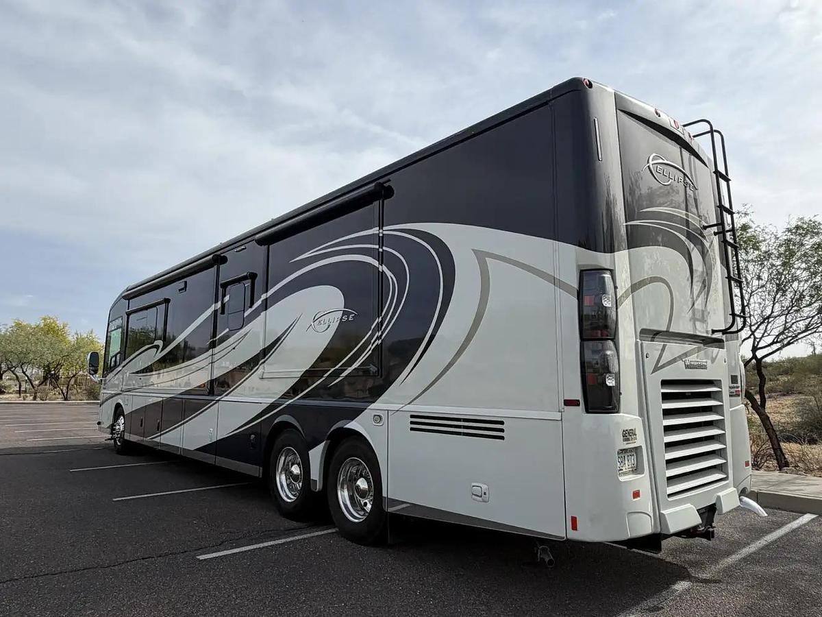 Used 2015 Winnebago Itasca Ellipse 42HD