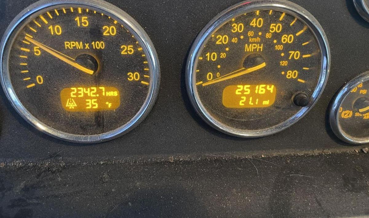 Used 2021 PETERBILT 337