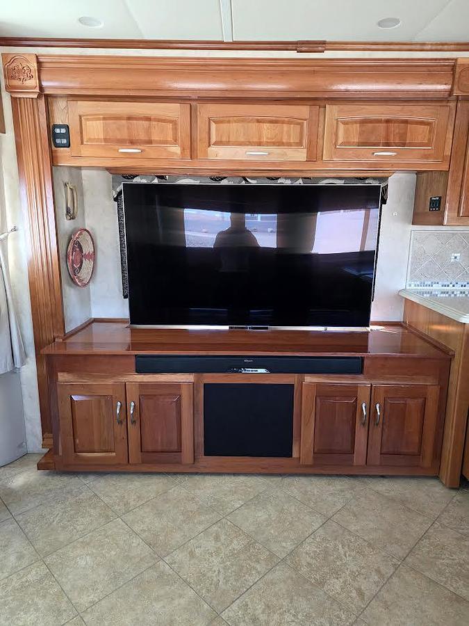 Used 2009 Holiday Rambler Scepter 42PDQ Class A Motorhome