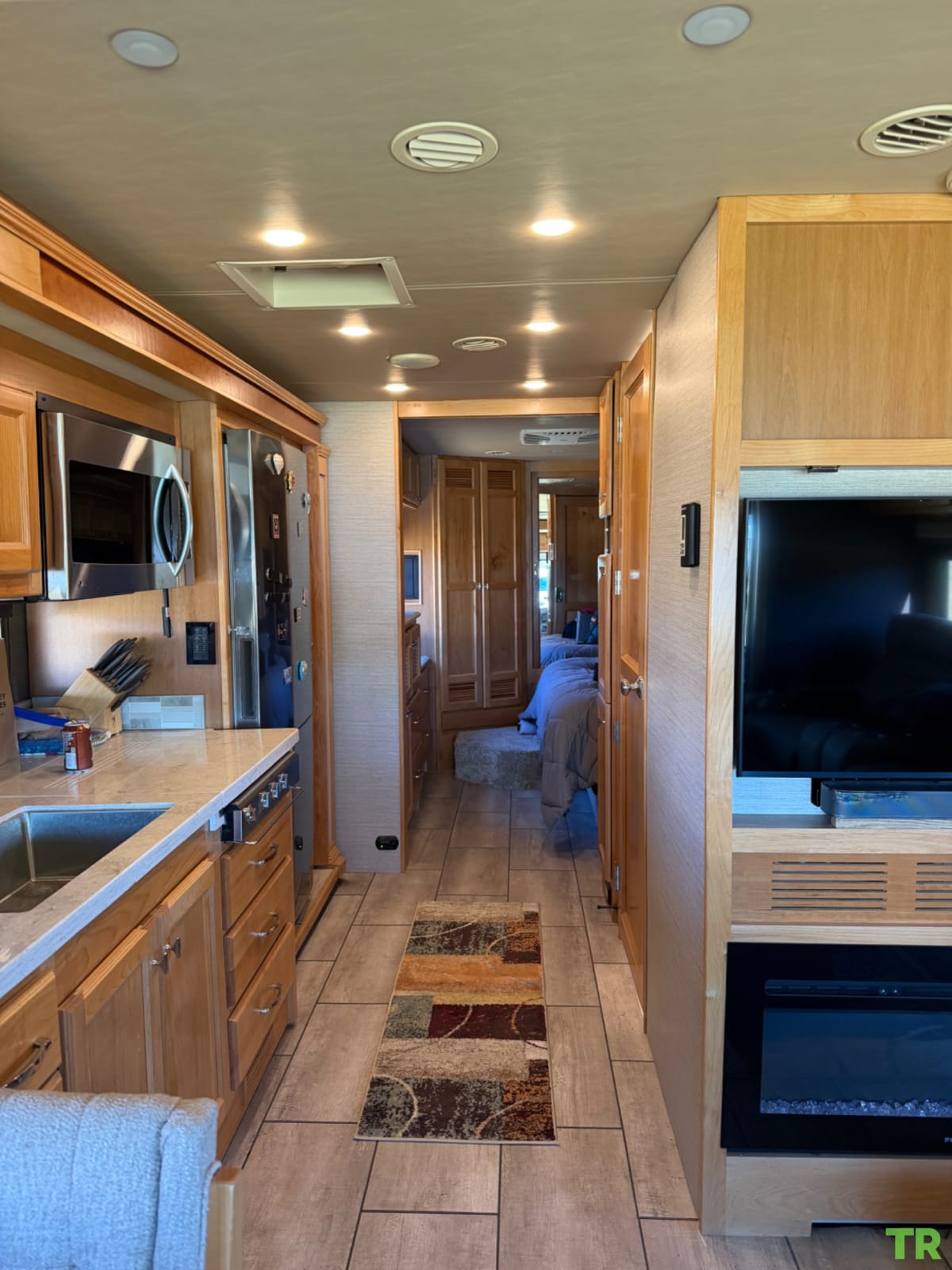 Used 2022 Tiffin Allegro RED 33AL