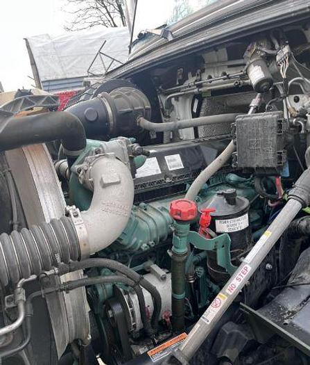 Used 2019 Volvo VHD84B300