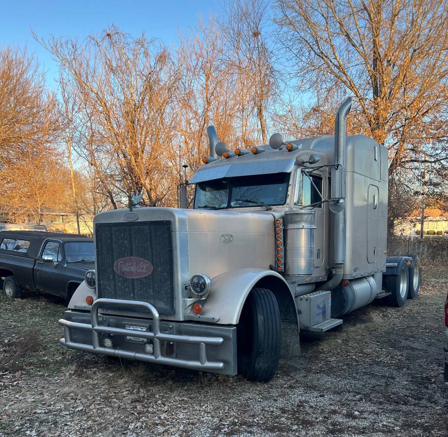 Used 1997 Peterbilt 379