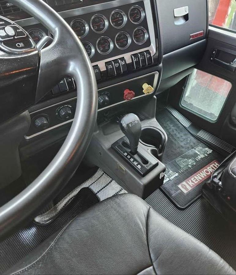 Used 2012 Kenworth W900L Sleeper Semi Truck