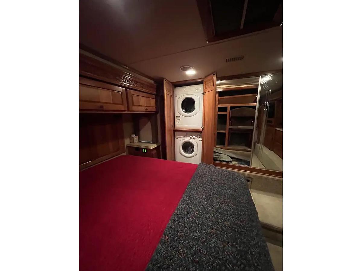 Used 2008 Monaco Dynasty Squire IV