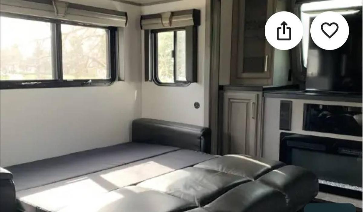 Used 2021 Keystone Montana 3760FL Four Season Fifth Wheel