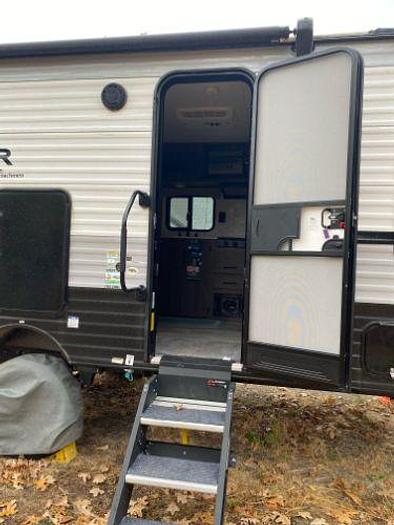 Used 2022 Coachmen Clipper Ultra Lite 182DBU