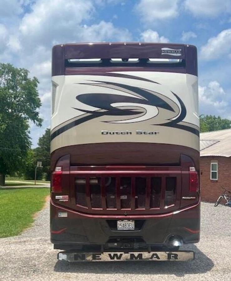 Used 2016 Newmar Dutch Star 4002 Class A Motorhome