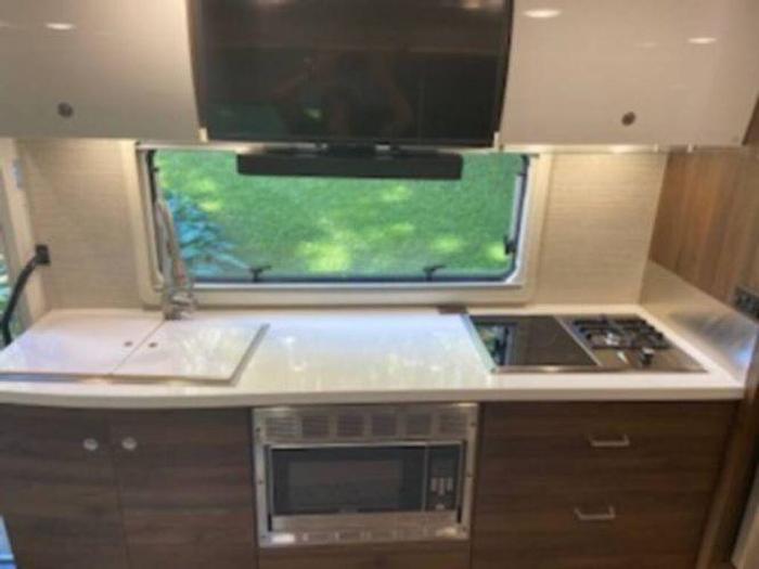 Used 2021 Winnebago View 24D Handicap Equipped Class C Motorhome