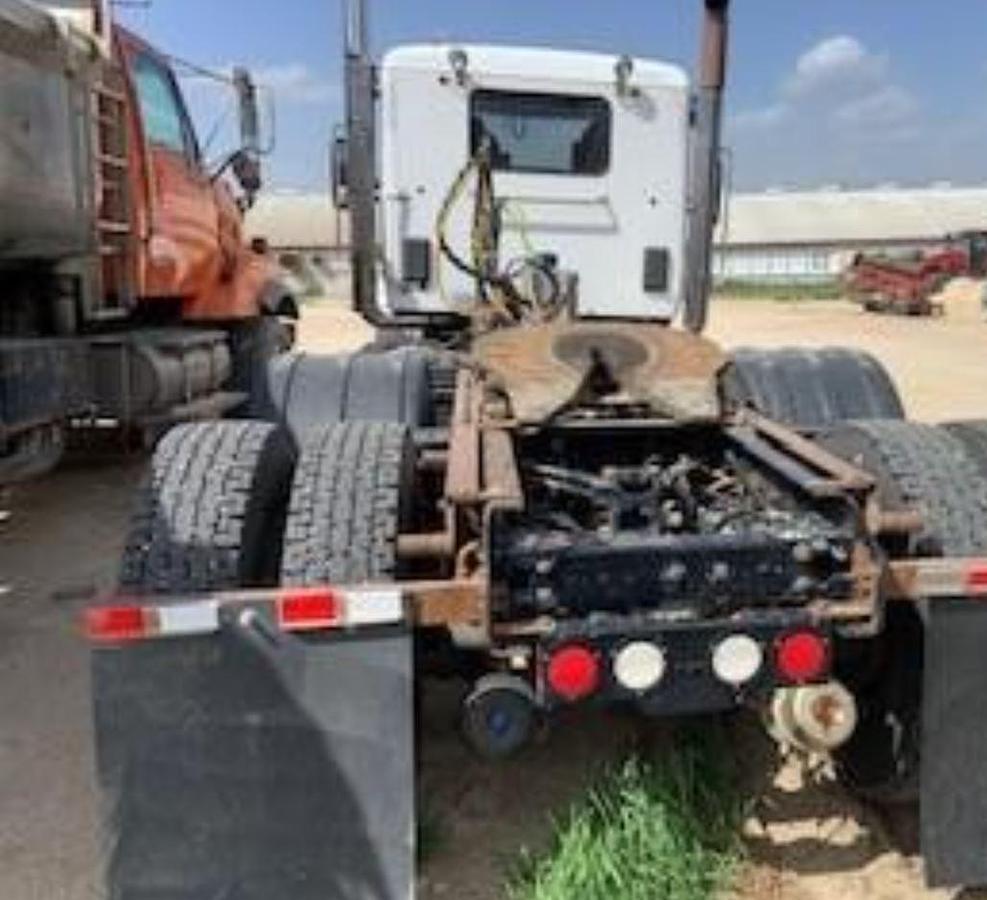 Used 2018 Kenworth T880