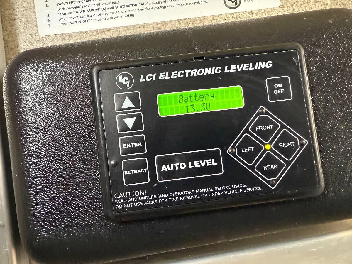 Used 2019 Forest River Rockwood Signature Ultra Lite 8299BS Fifth Wheel