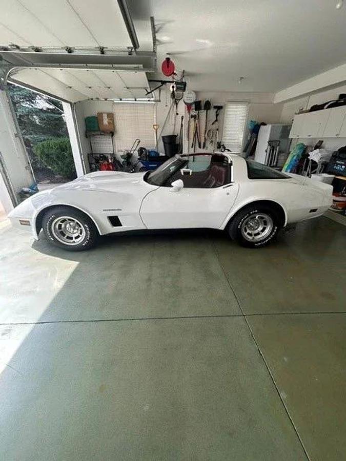 Used 1982 Chevrolet Corvette Stingray