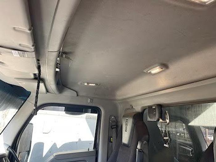 Used 2018 KENWORTH T880